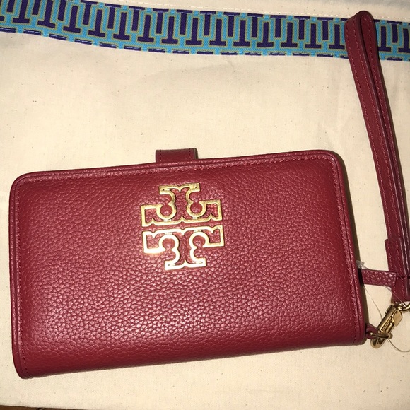 Tory Burch Handbags - NWT Tory Burch Britton Smartphone wristlet